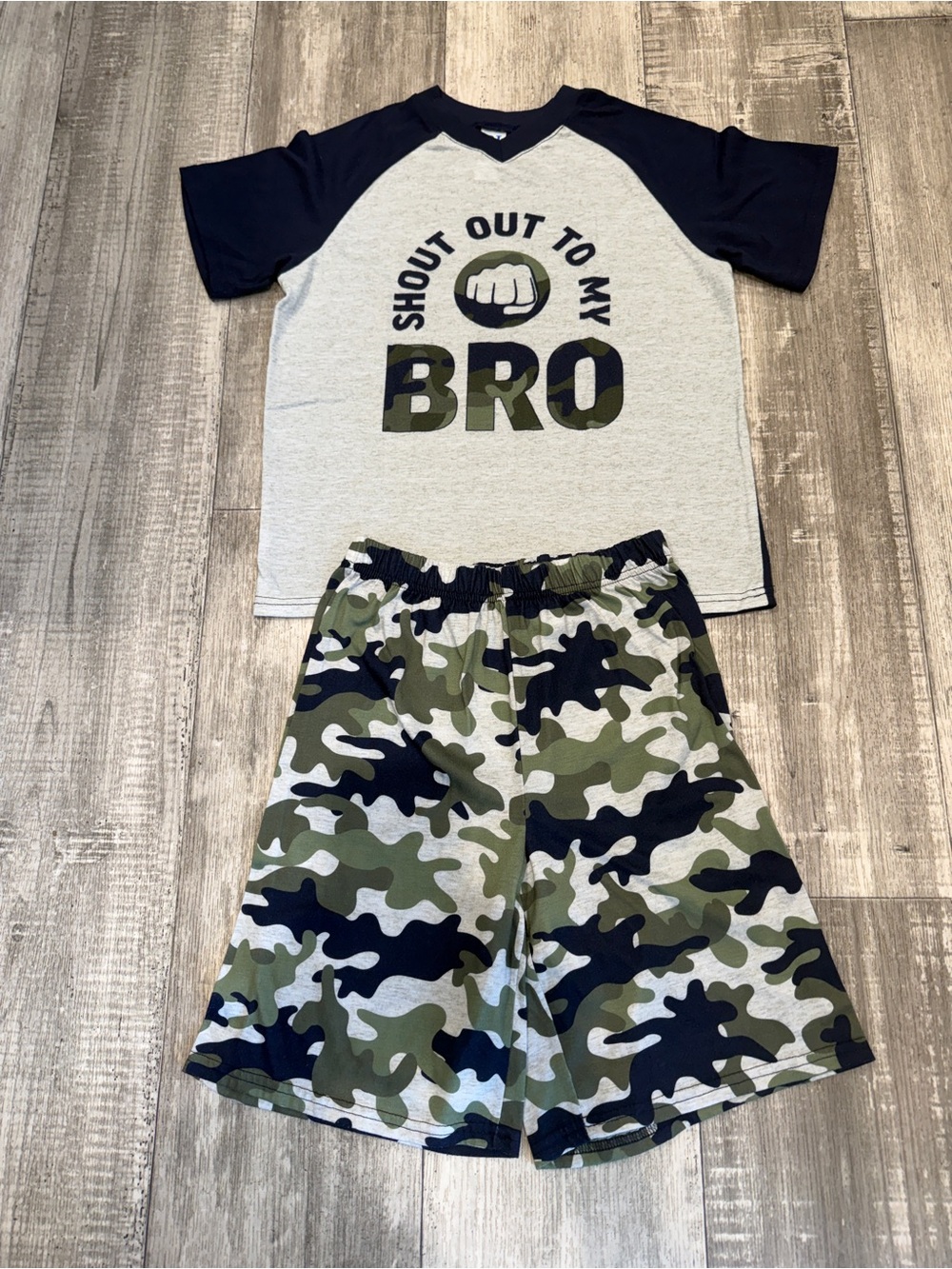 Boys 2 pc pajama set Size L (10/12)